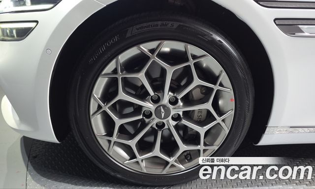 Genesis G80 2023 — photo 5