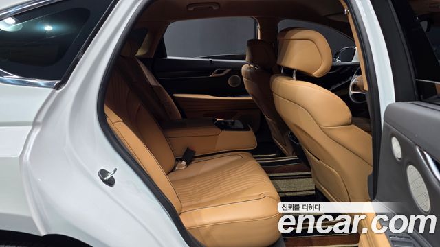Genesis G80 2023 — photo 18