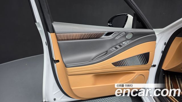 Genesis G80 2023 — photo 14