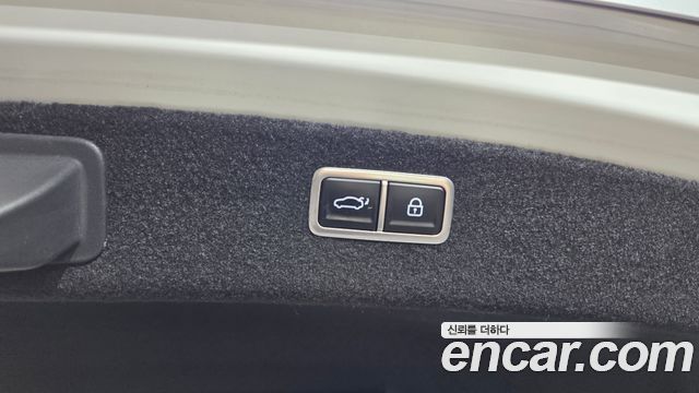 Genesis G80 2023 — photo 27