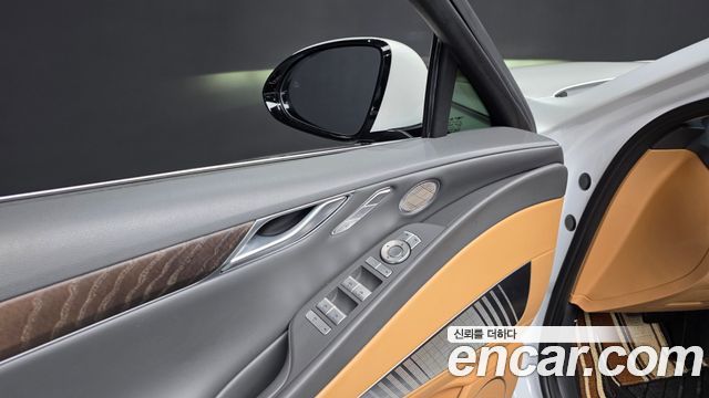 Genesis G80 2023 — photo 38