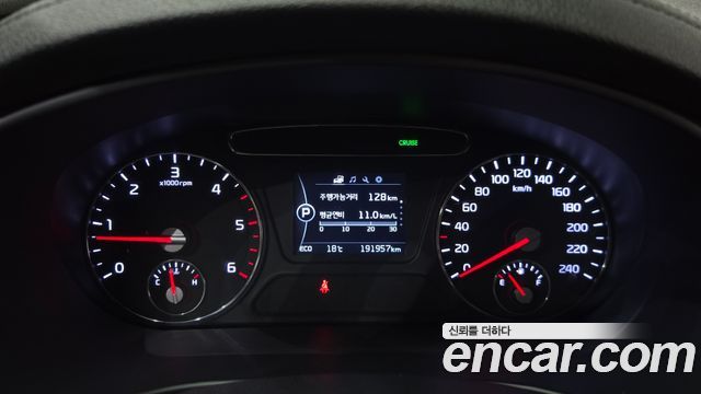 Kia Sorento 2016 — photo 8