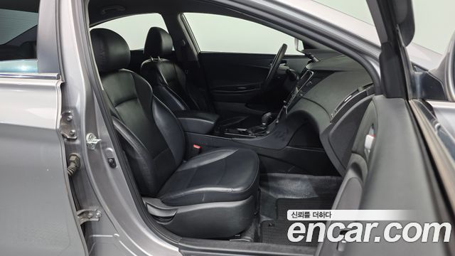 Hyundai Sonata 2014 — photo 11