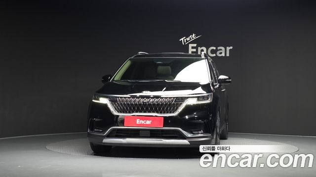 Kia Canival 2021 — photo 3