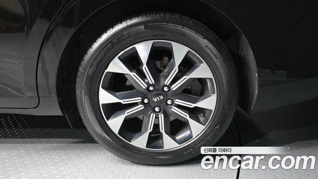 Kia Canival 2021 — photo 5