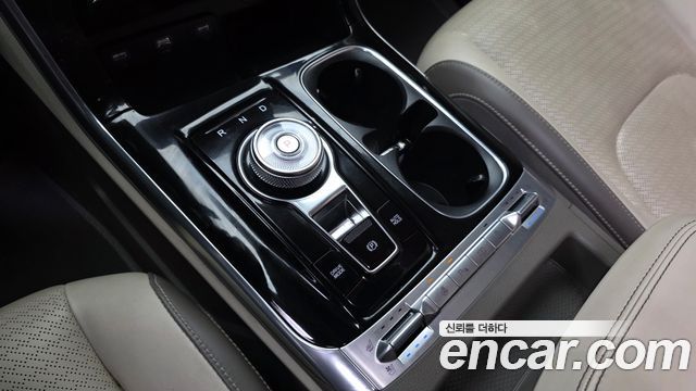 Kia Canival 2021 — photo 9