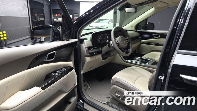 Kia Canival 2021 — photo 10