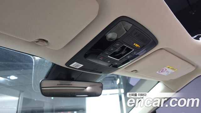 Kia Canival 2021 — photo 19