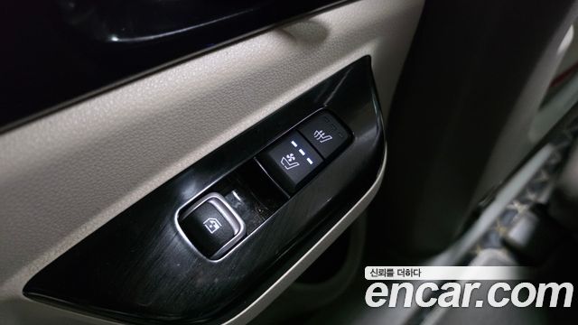 Kia Canival 2021 — photo 20