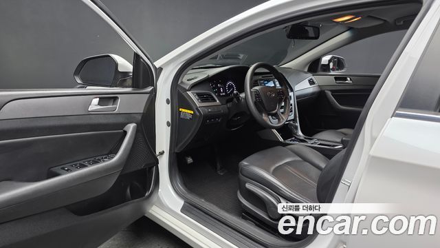 Hyundai Sonata 2016 — photo 10