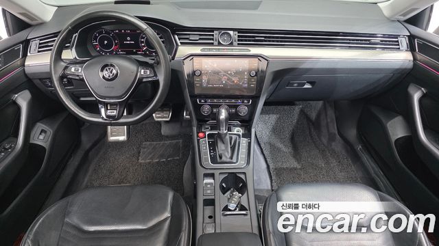 Volkswagen Arteon 2018 — photo 10