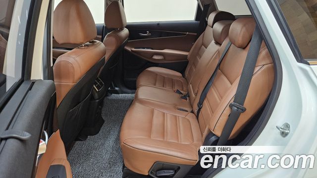Kia Sorento 2019 — photo 10