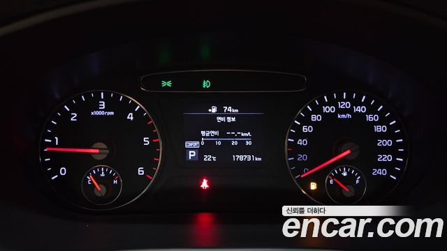 Kia Sorento 2019 — photo 12