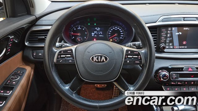 Kia Sorento 2019 — photo 13