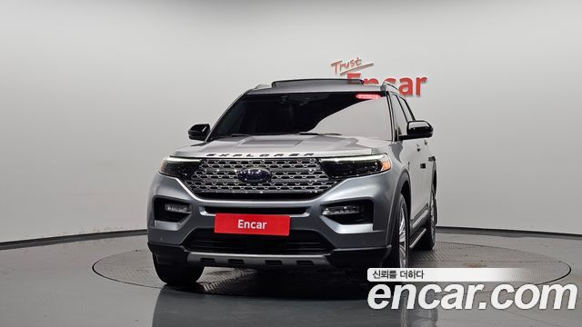 Ford Explorer 2021 — photo 3