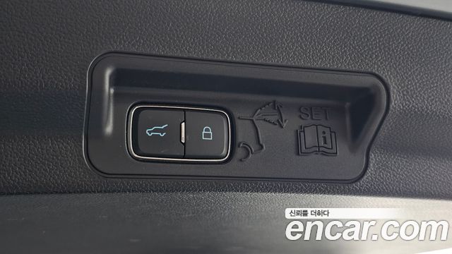 Ford Explorer 2021 — photo 35