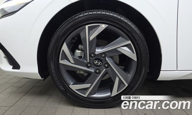 Hyundai AVANTE 2026 — photo 5