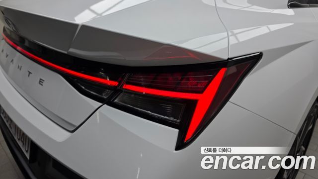 Hyundai AVANTE 2026 — photo 9