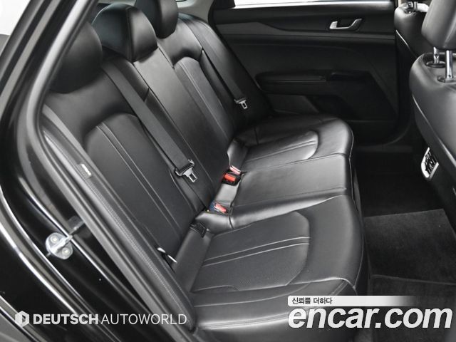 Kia K5 2022 — photo 12