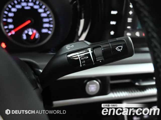 Kia K5 2022 — photo 16