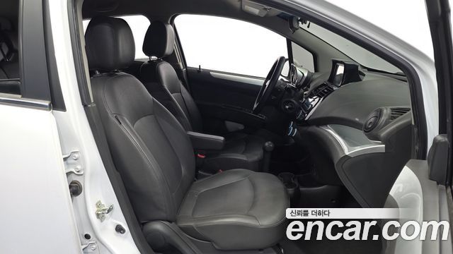 Chevrolet Korea Spark 2014 — photo 16