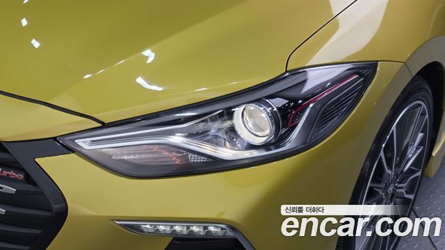 Hyundai AVANTE 2018 — photo 8