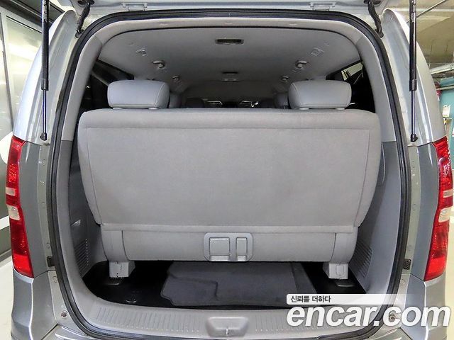Hyundai Starex 2011 — photo 15