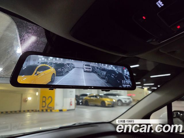 Kia Canival 2023 — photo 7