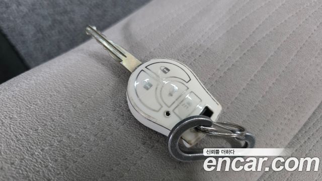 Nissan Cube 2011 — photo 18