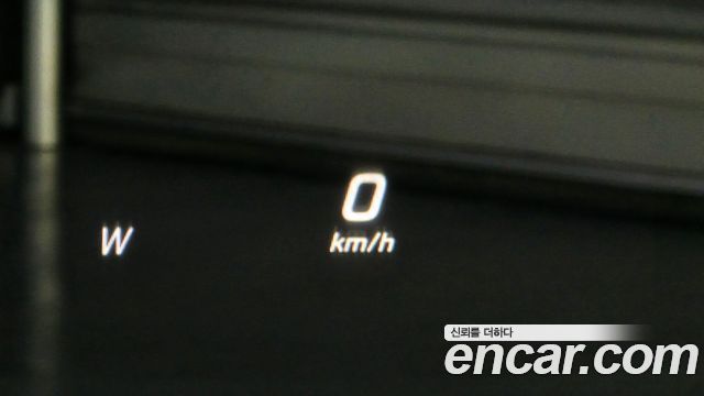Mercedes-Benz E-Class 2017 — photo 18