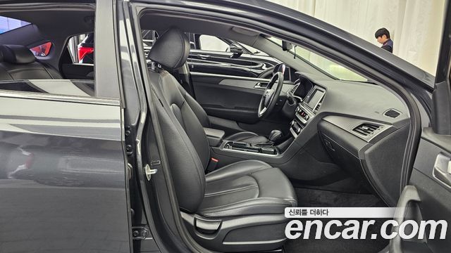 Hyundai Sonata 2019 — photo 16