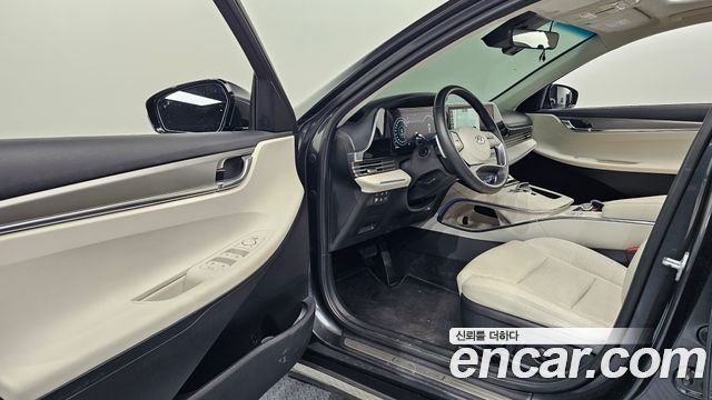 Hyundai Grandeur 2023 — photo 13