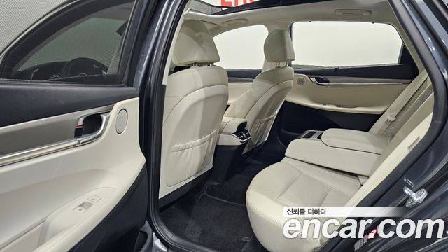 Hyundai Grandeur 2023 — photo 18