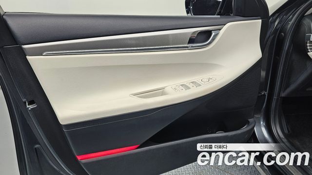 Hyundai Grandeur 2023 — photo 14