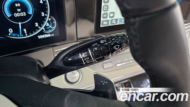 Hyundai Grandeur 2023 — photo 28