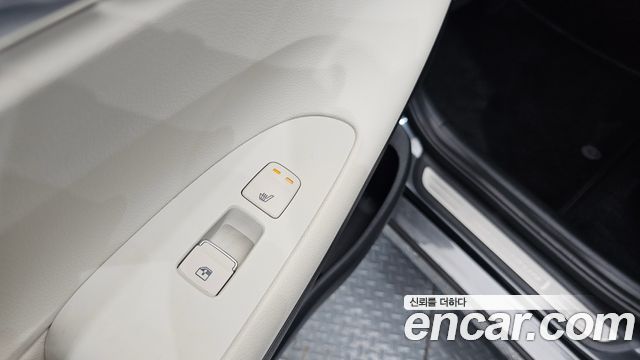 Hyundai Grandeur 2023 — photo 29