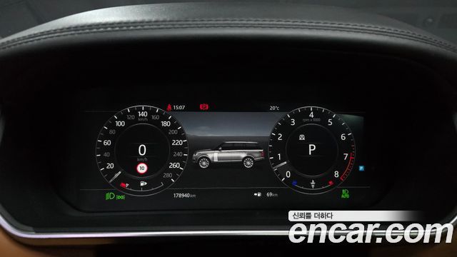 Land Rover Range Rover 2019 — photo 11