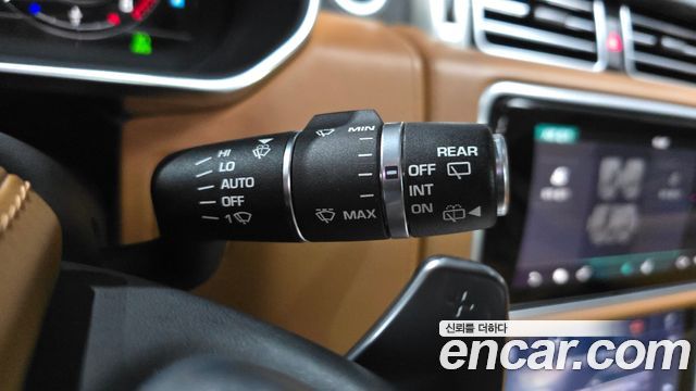 Land Rover Range Rover 2019 — photo 30