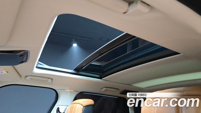 Land Rover Range Rover 2019 — photo 38