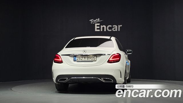 Mercedes-Benz C-Class 2021 — photo 4