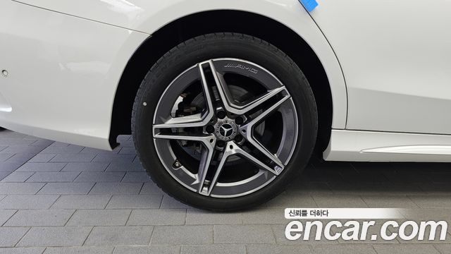 Mercedes-Benz C-Class 2021 — photo 5