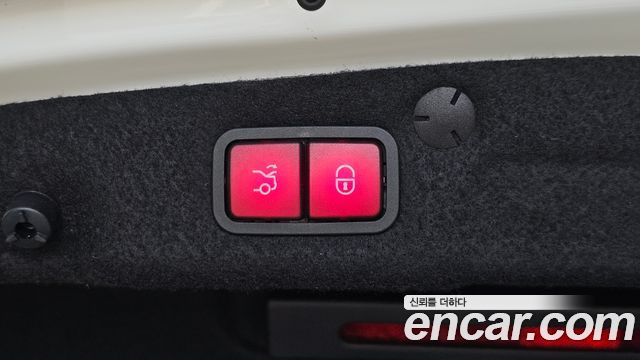 Mercedes-Benz C-Class 2021 — photo 27