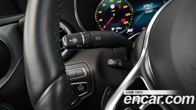 Mercedes-Benz C-Class 2021 — photo 29