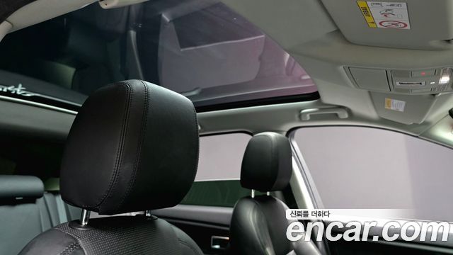Land Rover Discovery Sport 2018 — photo 26