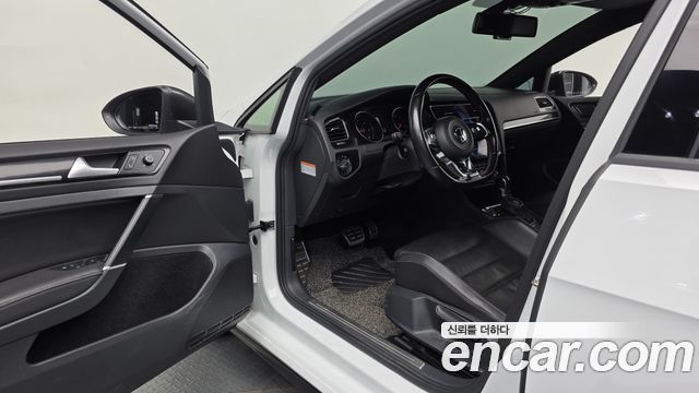 Volkswagen Golf 2016 — photo 10