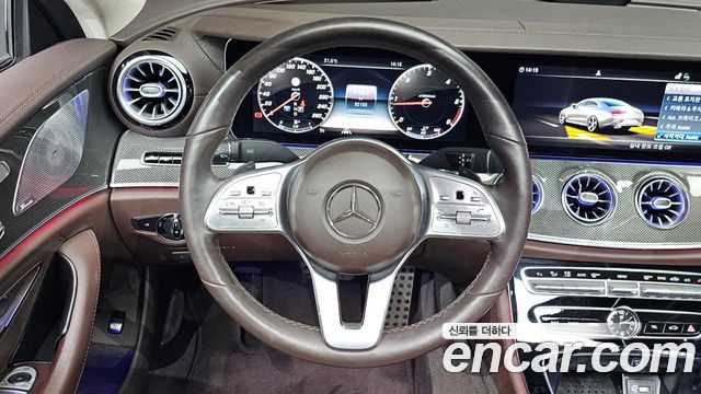 Mercedes-Benz CLS-Class 2020 — photo 21