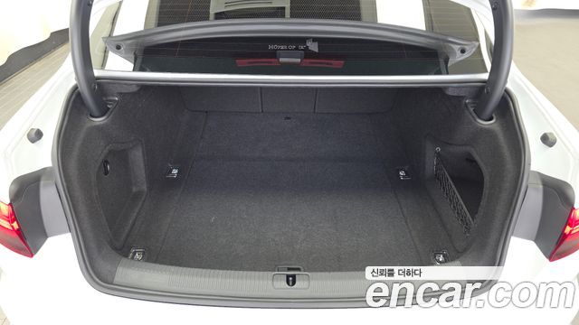 Audi A4 2021 — photo 26