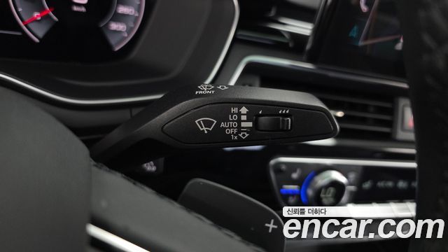 Audi A4 2021 — photo 28