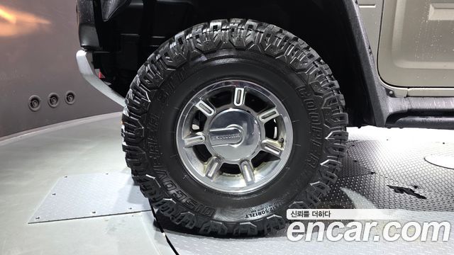 Hummer H2 2005 — photo 5