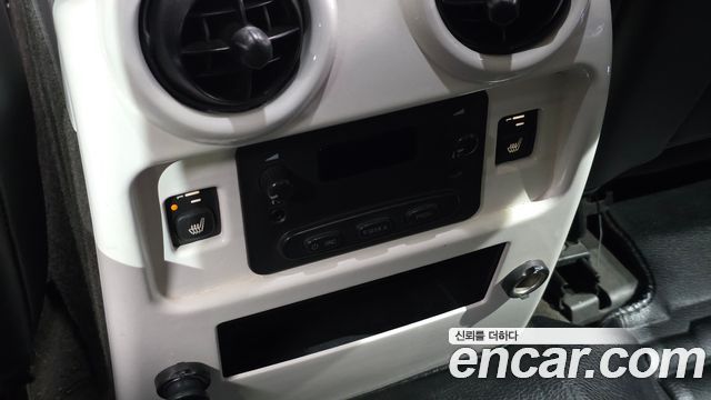 Hummer H2 2005 — photo 17